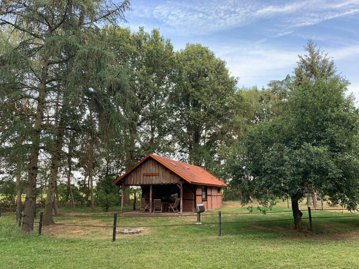 Ferienhaus Am Waeldchen Uelsen Exterior foto